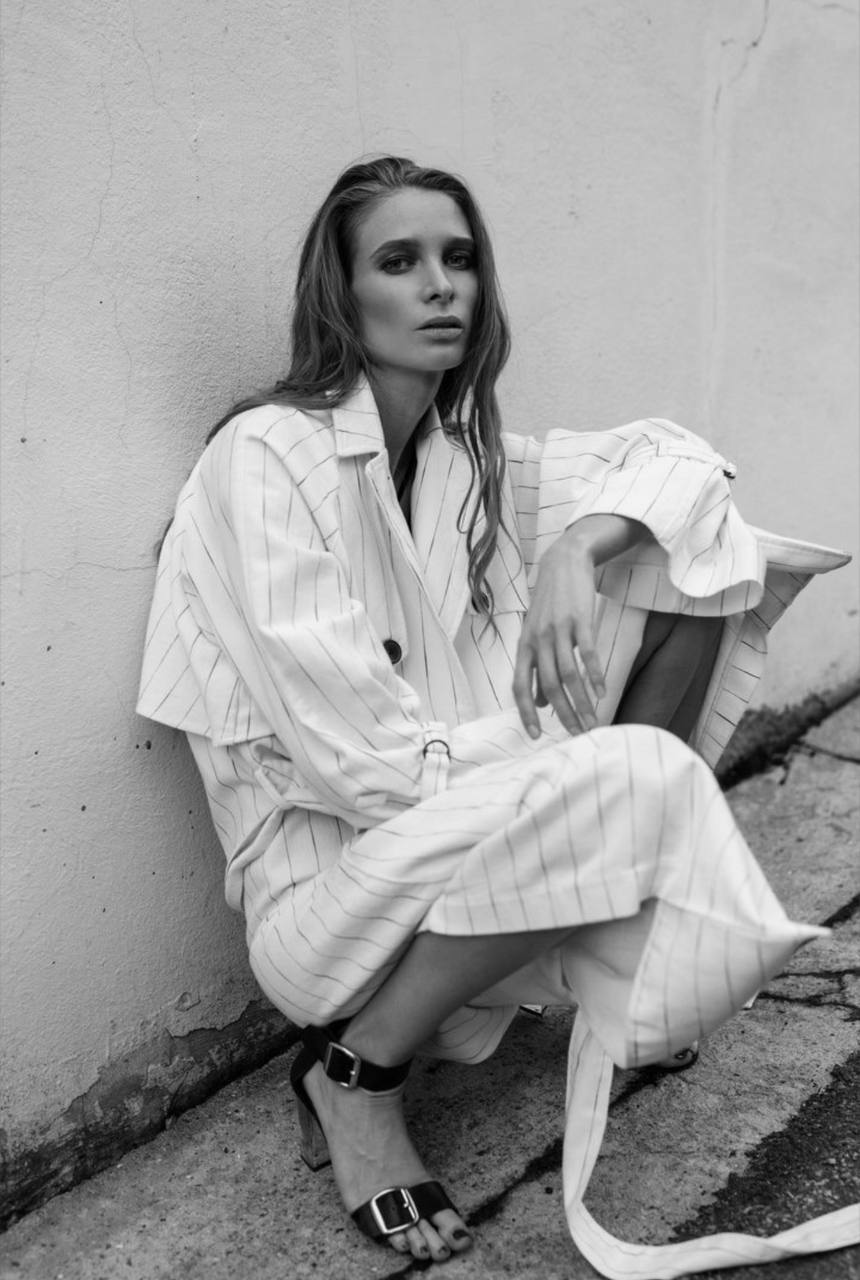 фото: Каролайн Эртманн: Путь к Загадочной Красоте * * *