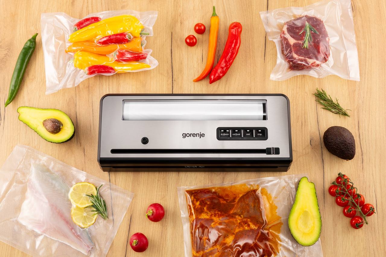 фото: Новый вакуумный упаковщик Gorenje VS110B: продлевает свежесть продуктов 
