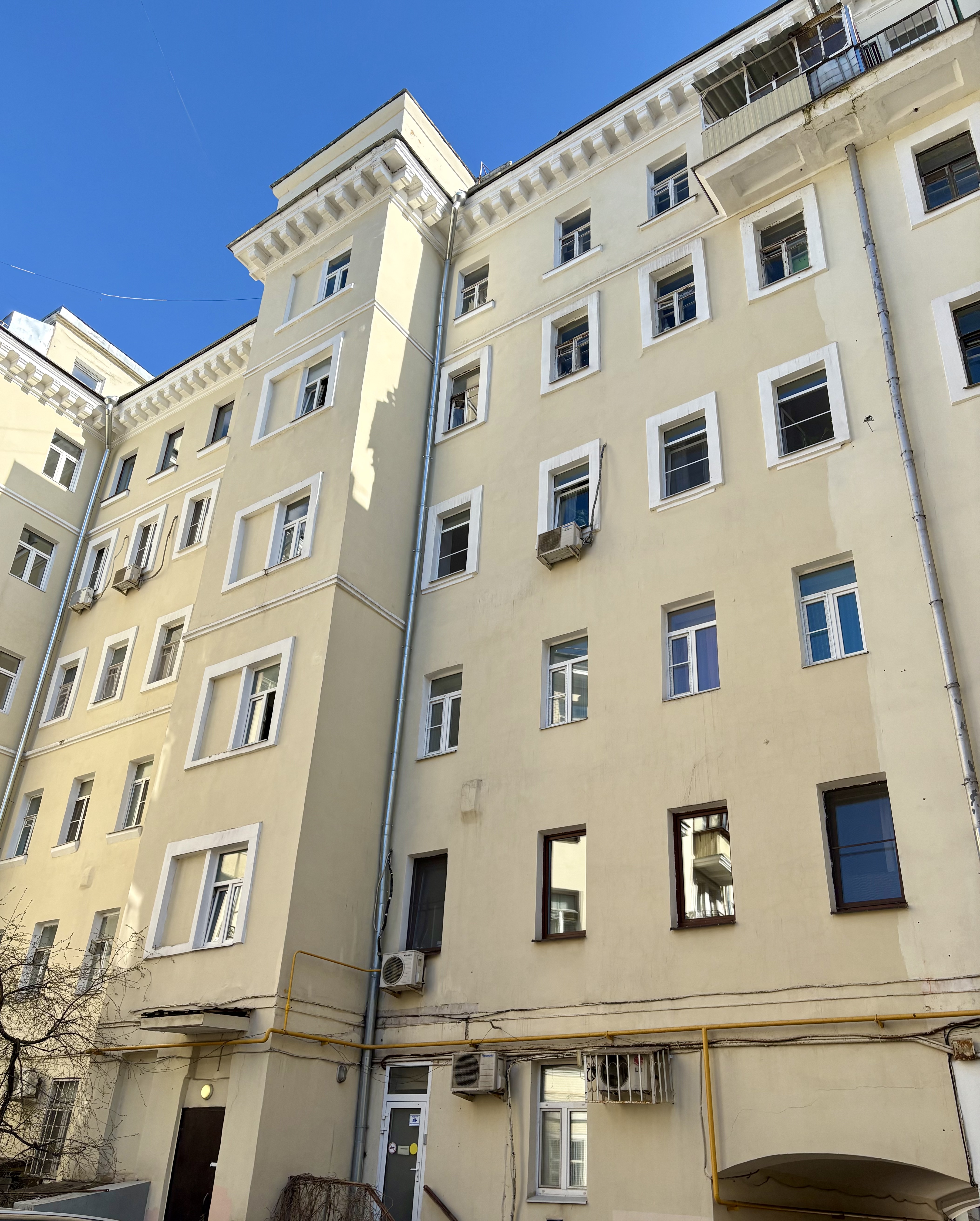 фото: В Москве завершили ремонт газового оборудования в дореволюционном доме с уникальным балконом