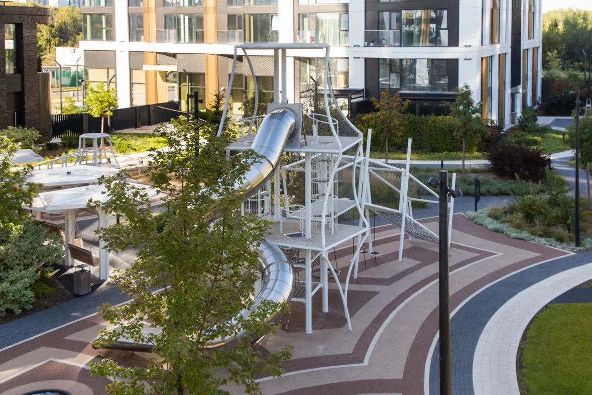 фото: Геопластичные игровые пространства с искусственными холмами, тактильными тропами и сенсорными садами появятся в Москве