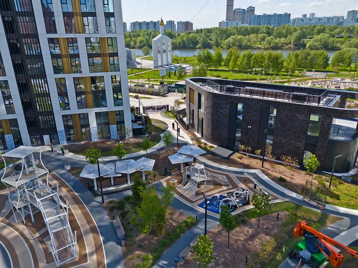 фото:  Квартиры с патио стали самым востребованным предложением в «Клубном городе на реке в Primavera» 