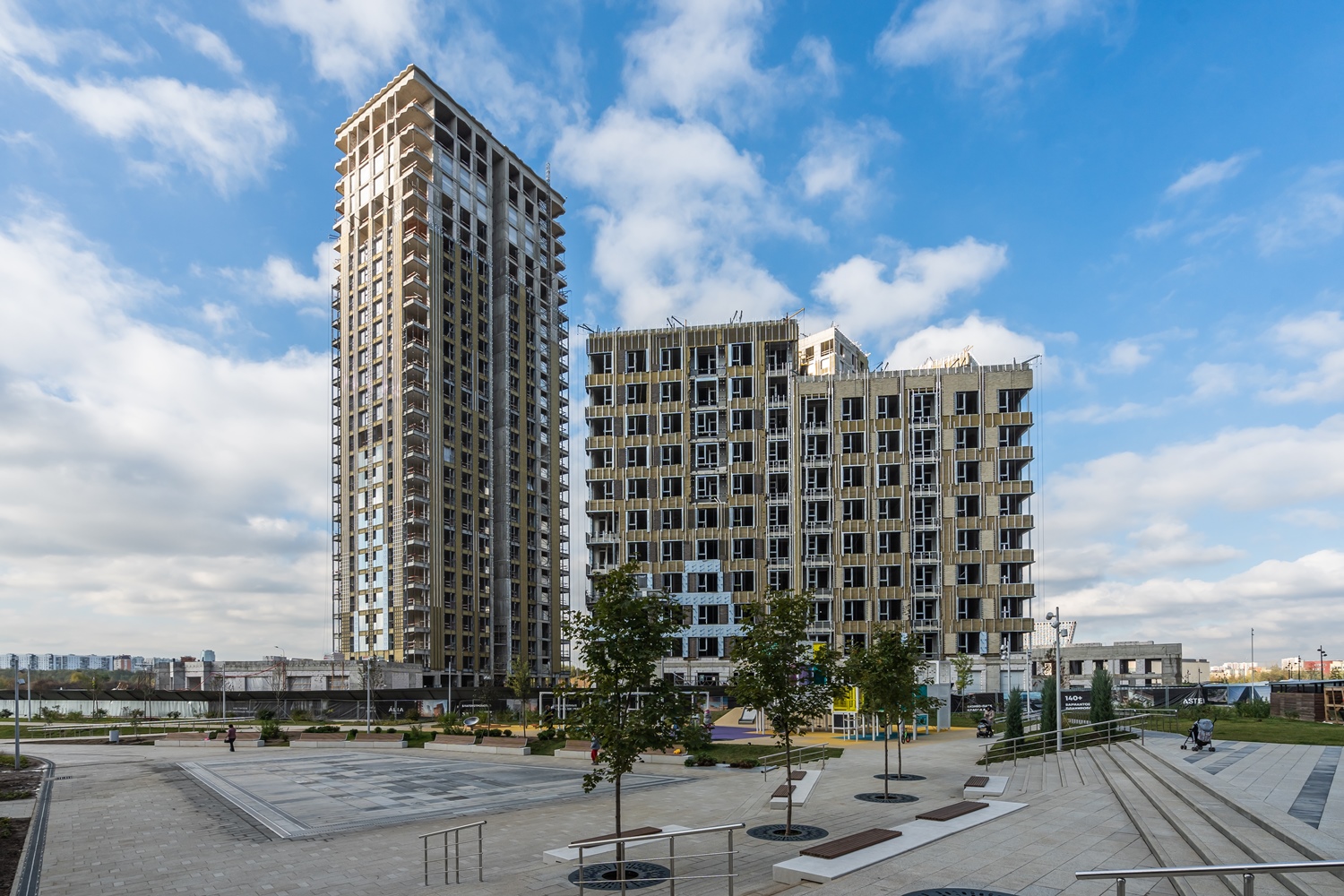 фото: В ЖК ALIA началось остекление башни Panorama