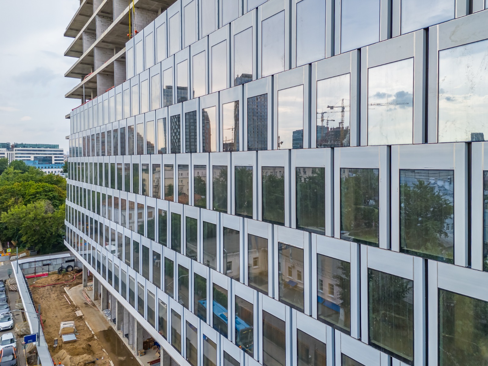 фото: Лучшее предложение на первой линии Москвы-реки