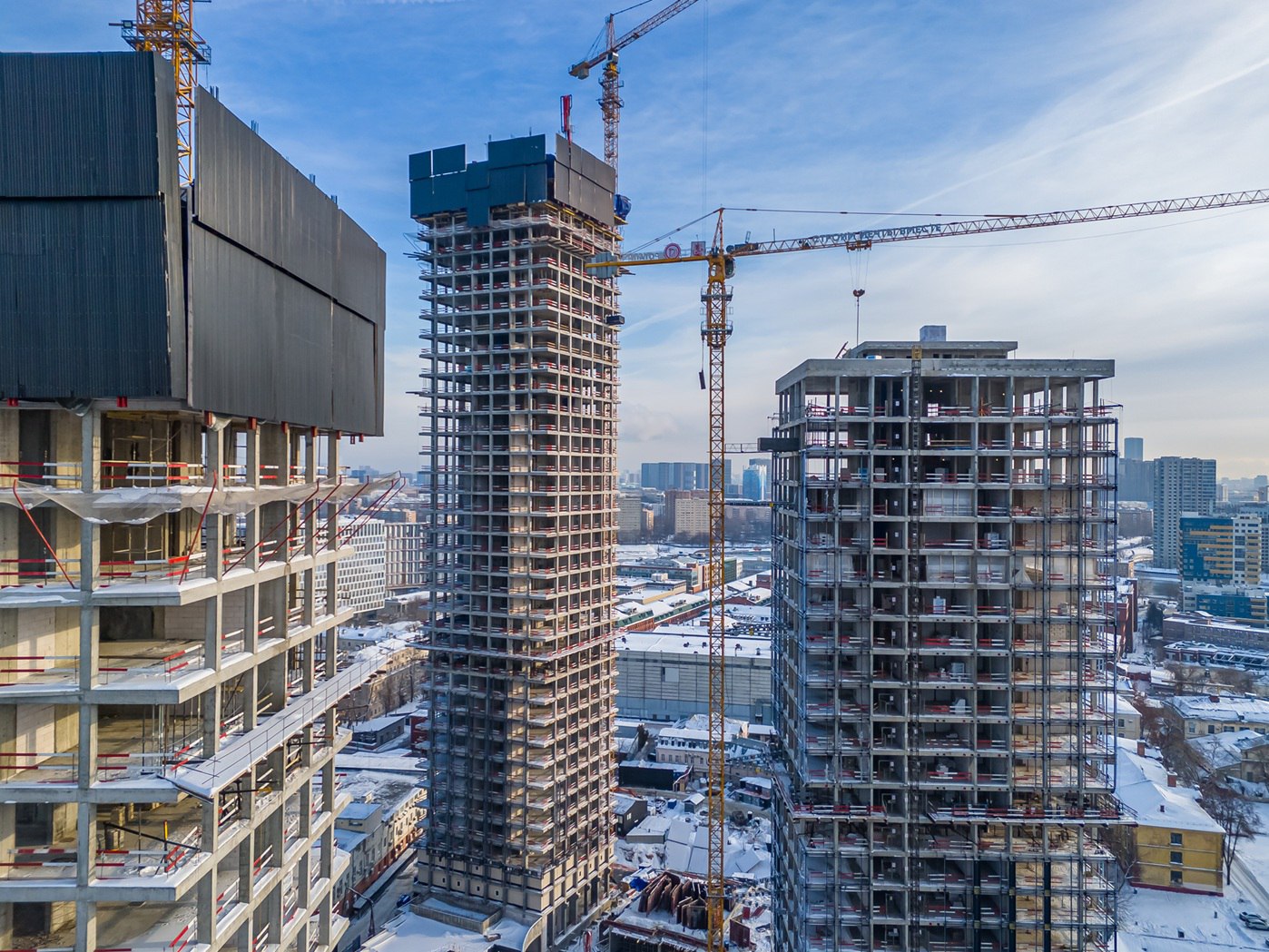 фото: В башне 5 жилого квартала HIGH LIFE завершилось возведение монолитного каркаса