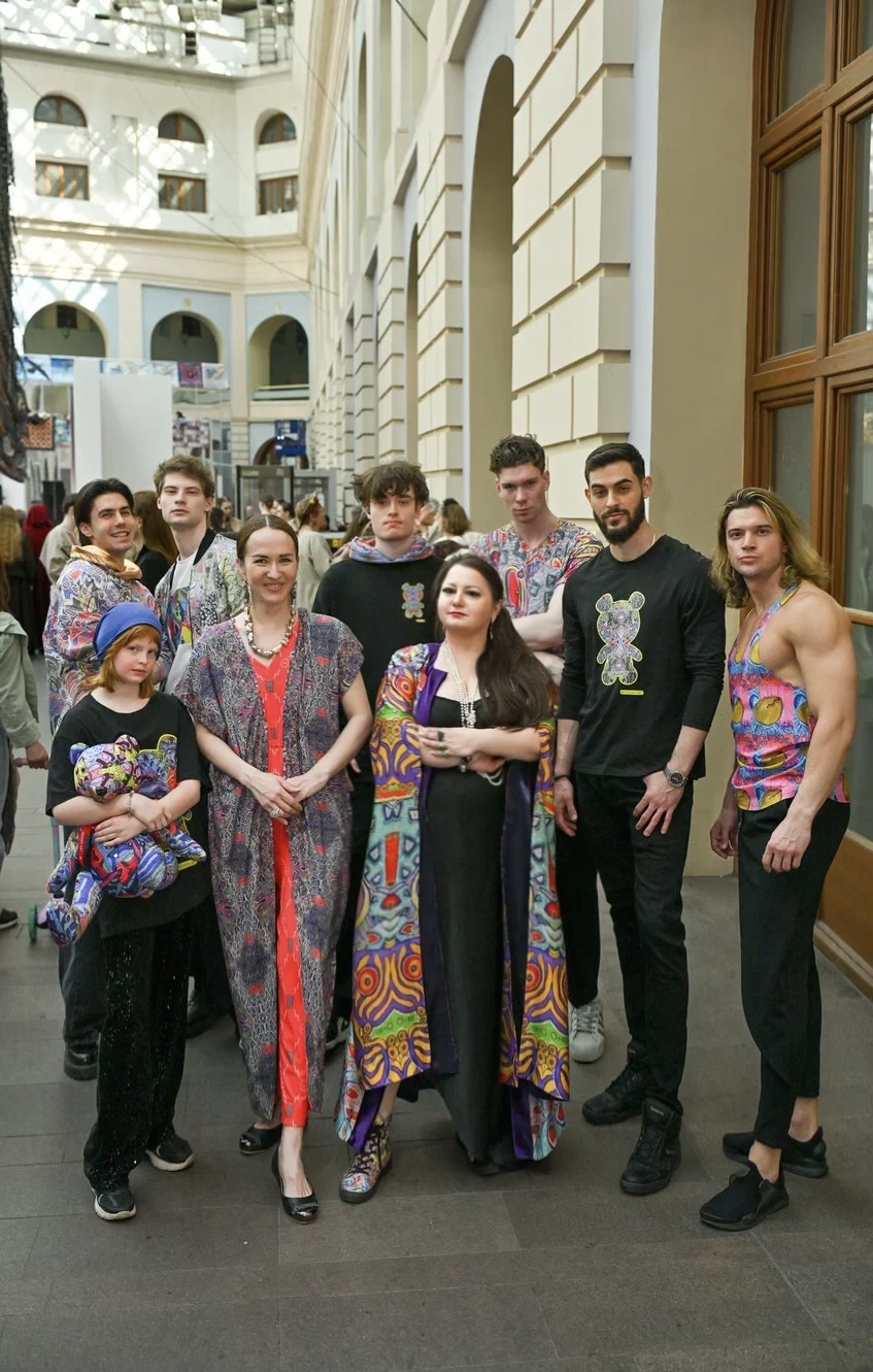 фото: Искусство на подиуме: бренд RASSEN ART представил эксклюзивную коллекцию на выставке «Душа России»