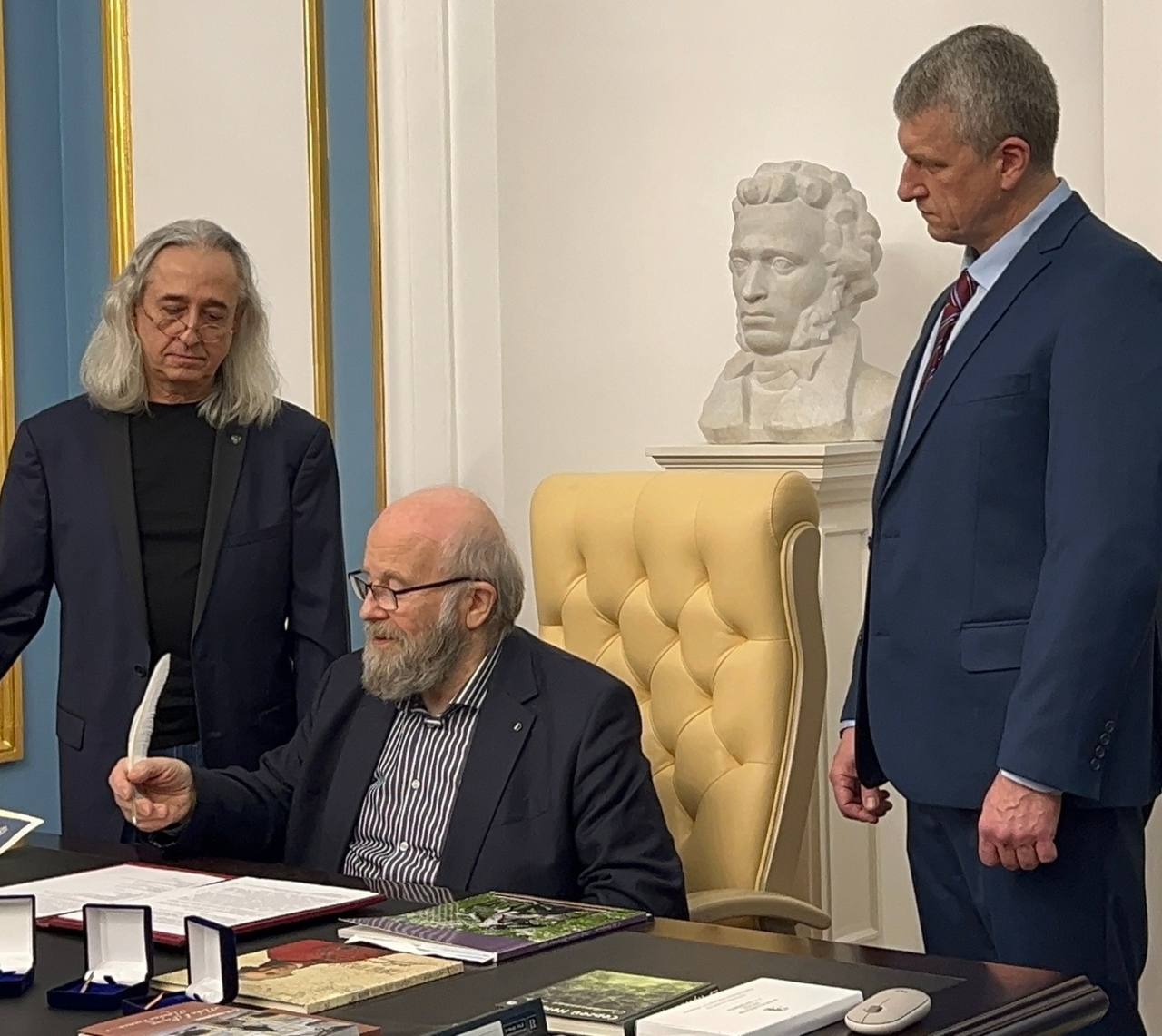 фото: Гений места. Когда Поварская говорит с Вечностью