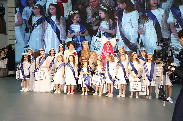 фото: Арт-фестиваль «Школьная красавица»-2025: праздник красоты, творчества и патриотизма прошел в Москве