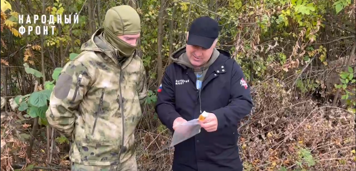 фото: Стоять здесь: пограничники получили помощь и поддержку от молодого героя