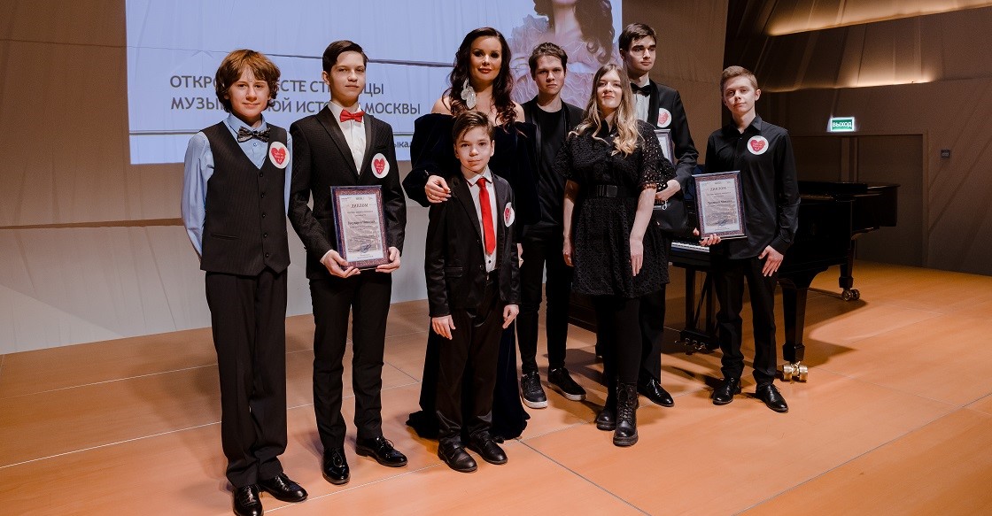 фото: Новогодняя акция «Добрые подарки» фонда Оксаны Федоровой и Giftery поможет юным музыкантам