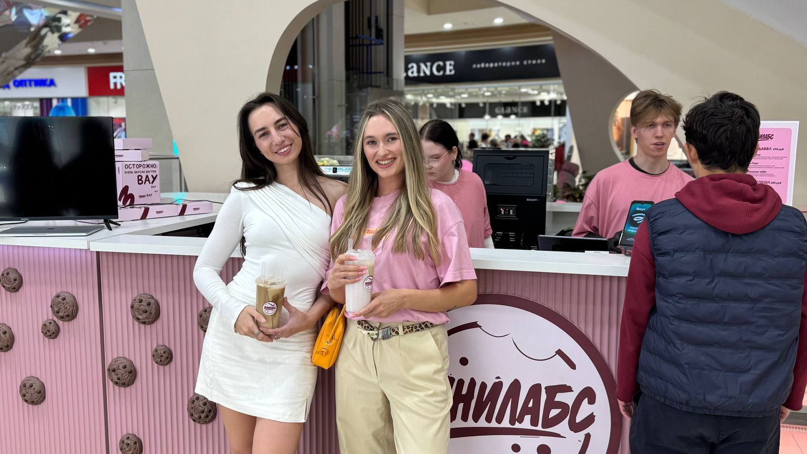 фото: Франшиза с уникальной концепцией кофе и печенья. Отзыв от владельца кофейни Зунилабс