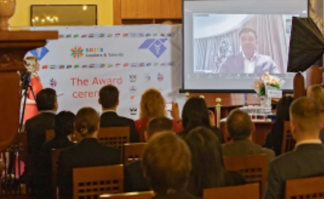 Престижную премию BRICS:Leaders and Talents вручили в России фото: Престижную премию BRICS:Leaders and Talents вручили в России