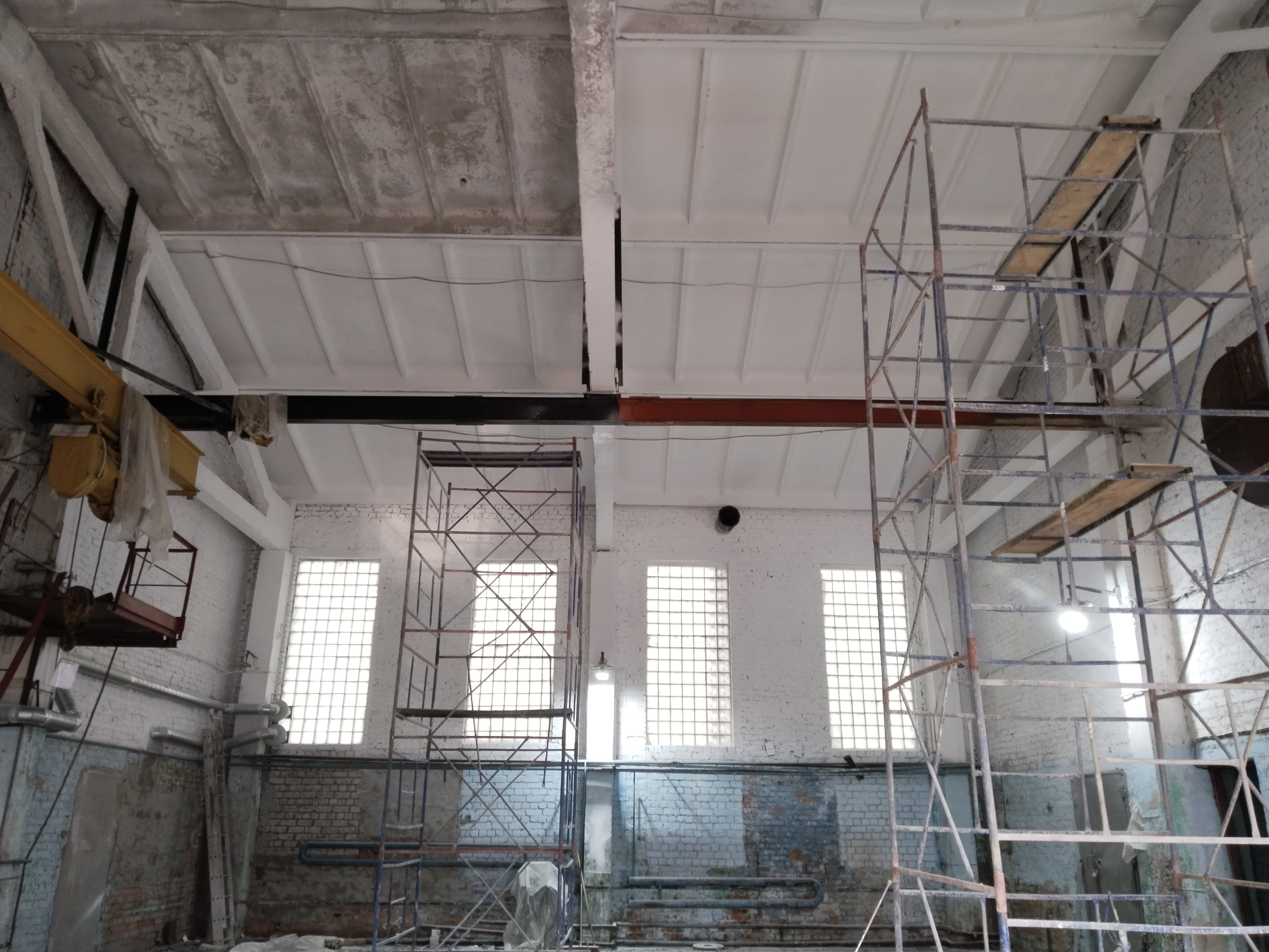 фото: Где быстрее всего изнашиваются стены на производстве