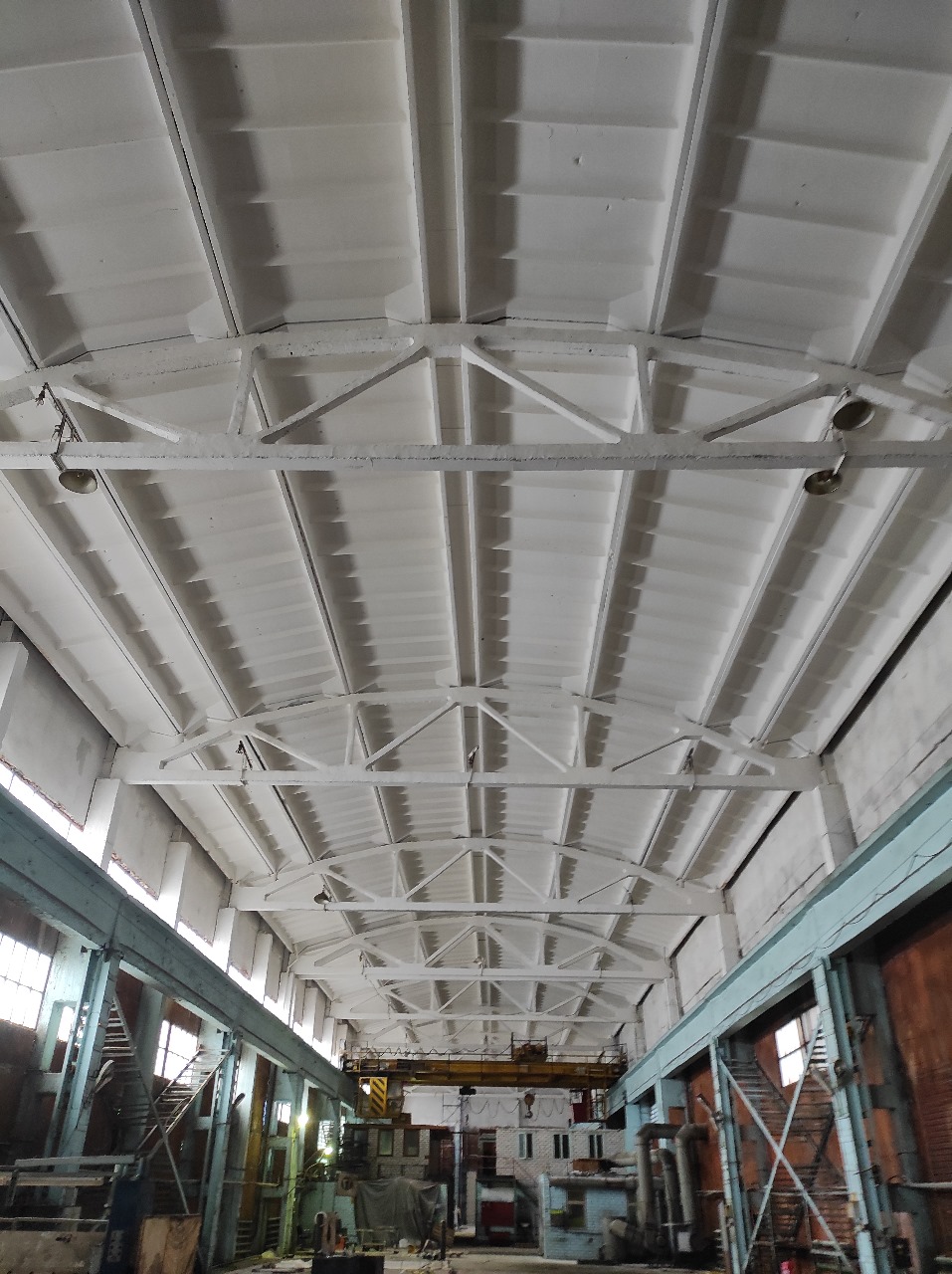 фото: Где быстрее всего изнашиваются стены на производстве