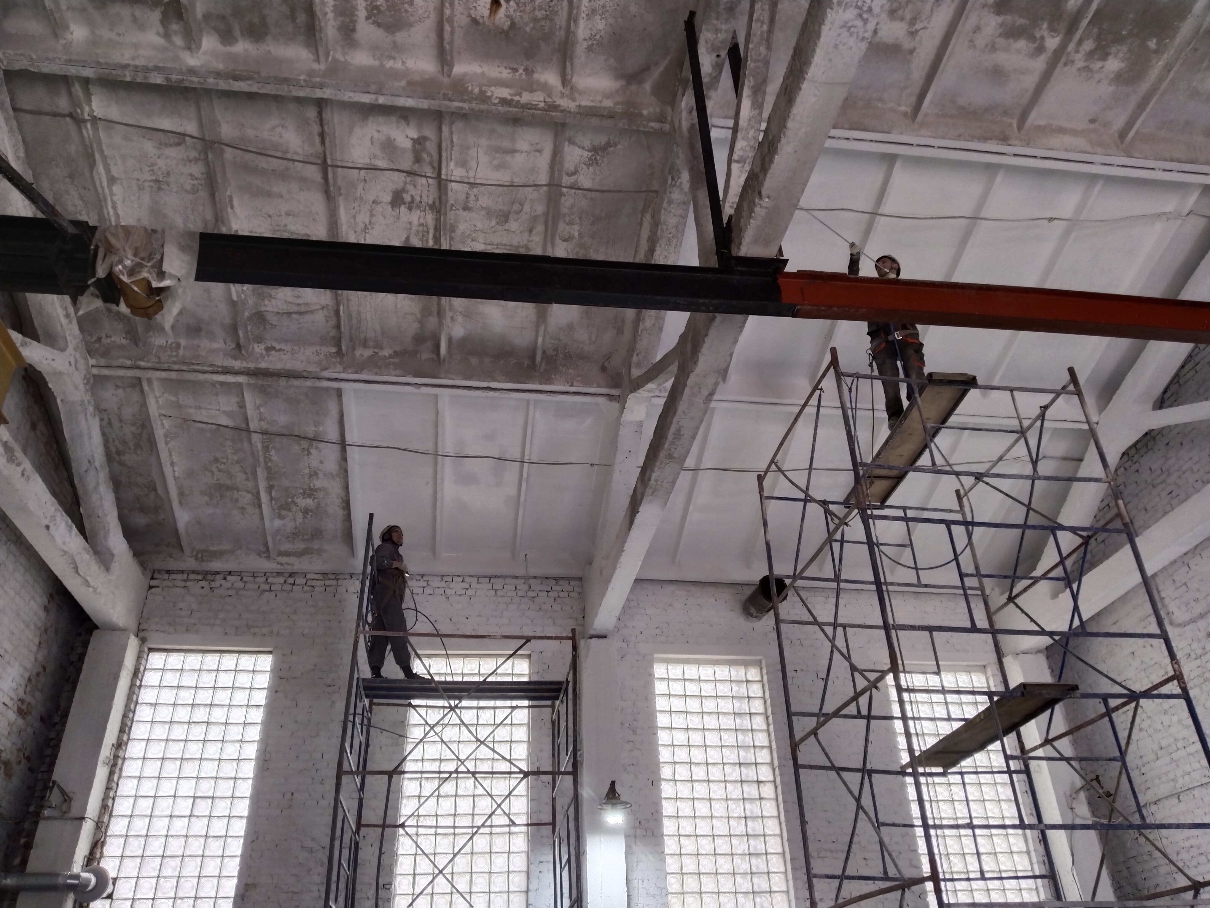 фото: Где быстрее всего изнашиваются стены на производстве