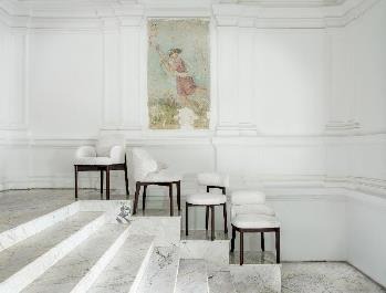 фото: Мебель Dantone Home в цвете 2026 года Pantone