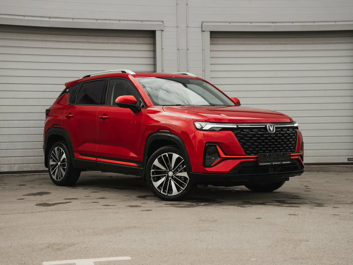 фото: Changan CS35 PLUS: комплектации и опции