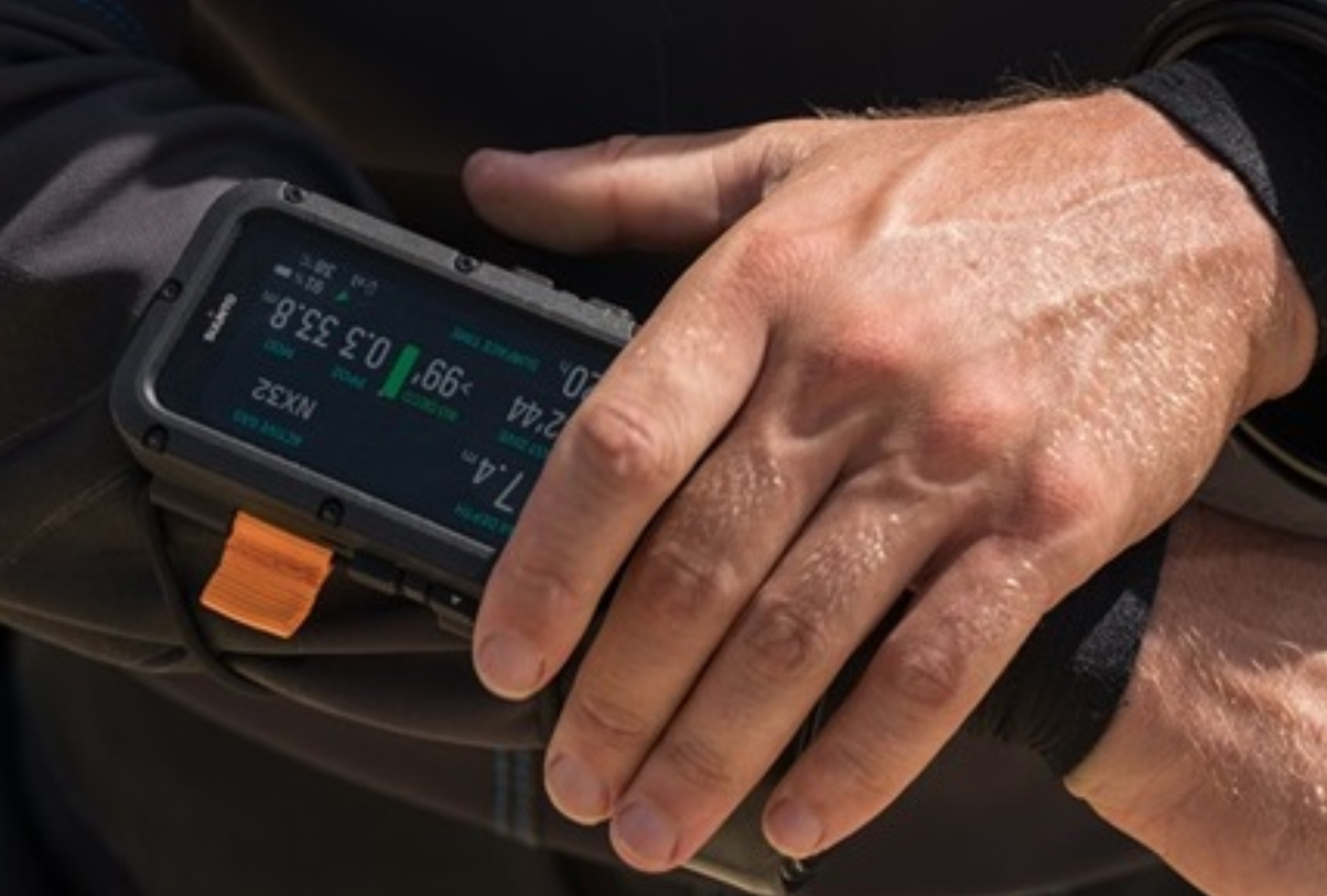 фото: Встречайте Suunto Nautic и Nautic S – компьютеры для дайвинга нового поколения с дисплеями AMOLED