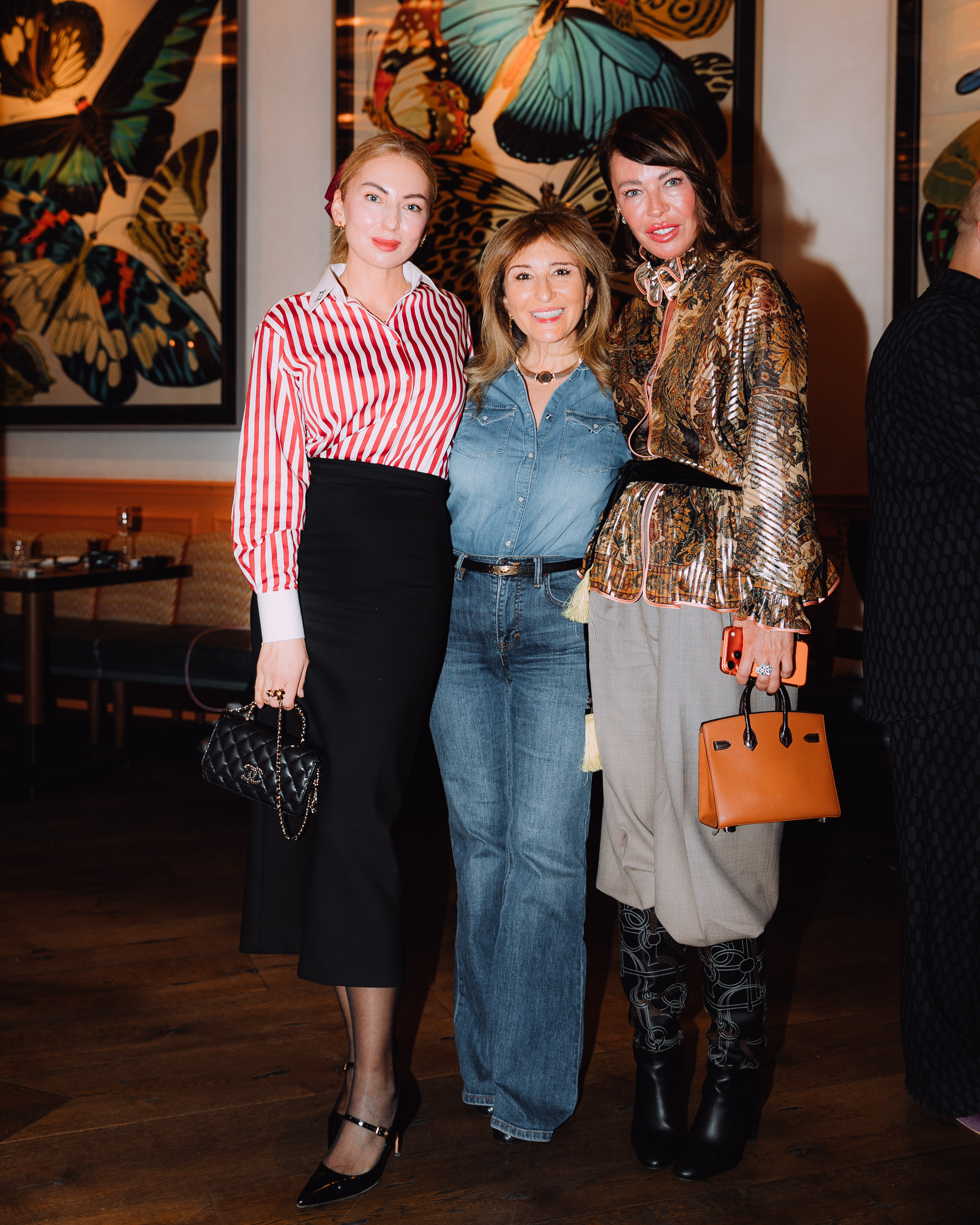 фото: В Баку открыли первый мультибрендовый павильон российских премиальных брендов в Азербайджане