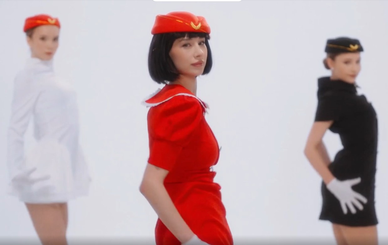 Олимпийская чемпионка Екатерина Галкина представила спортивное шоу «Раздевайся и Качай!»