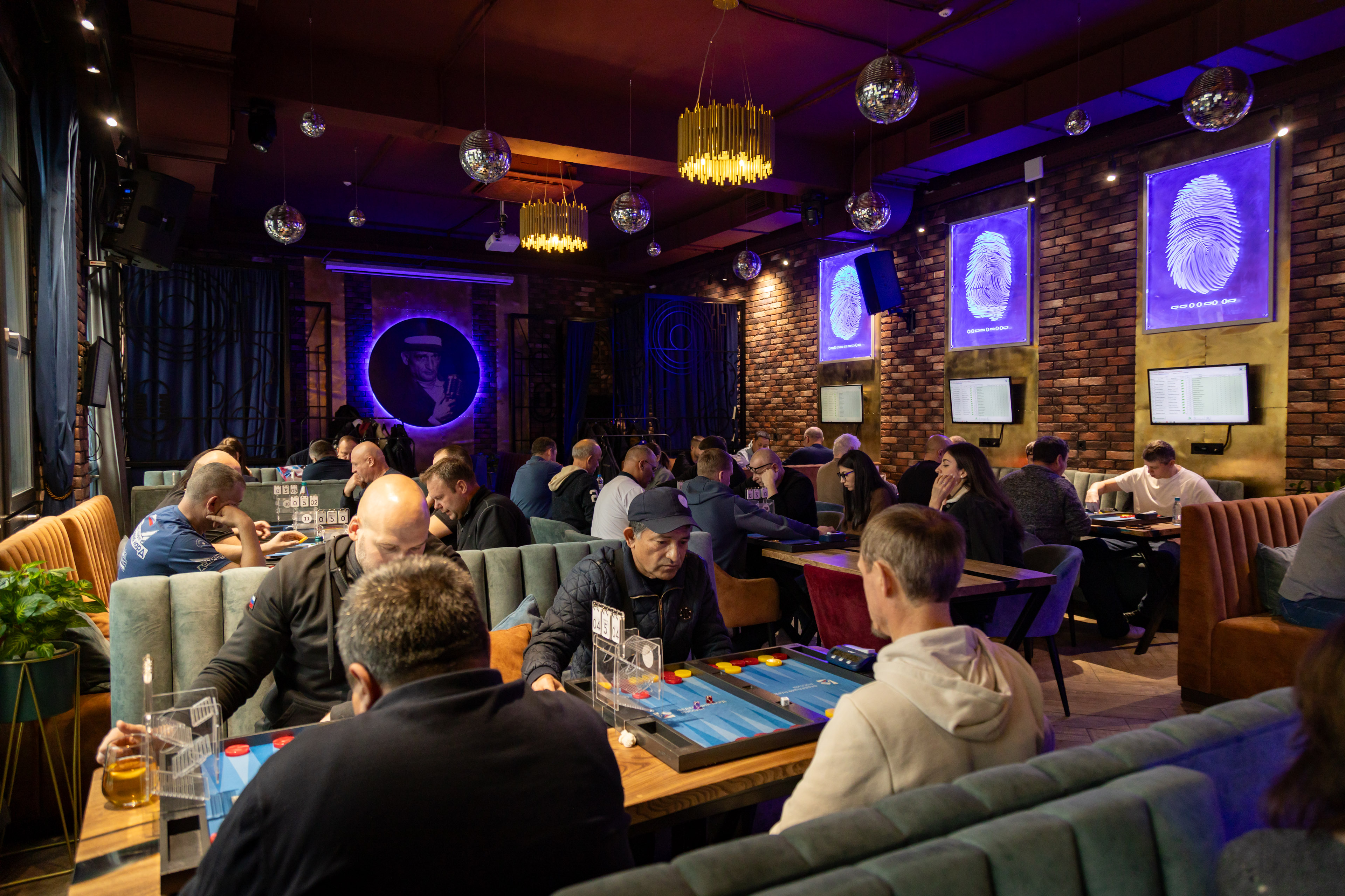 фото: Второй Кубок Абеля: жаркие баталии по нардам в Абель Паб