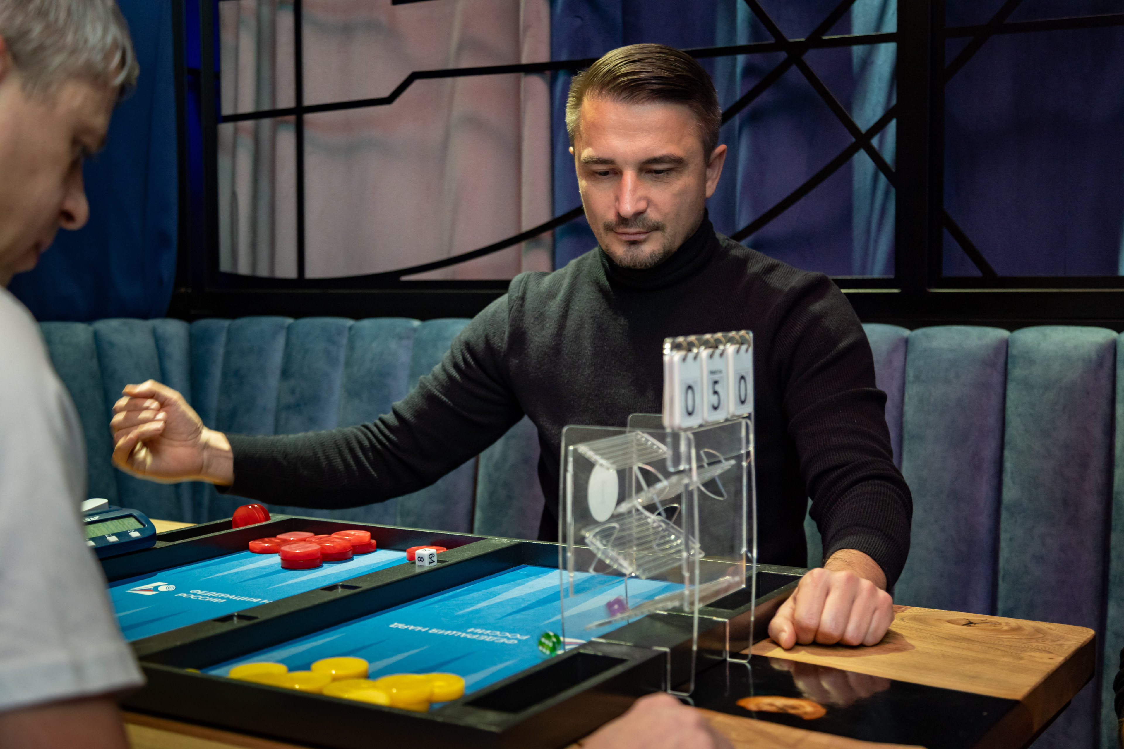 фото: Второй Кубок Абеля: жаркие баталии по нардам в Абель Паб