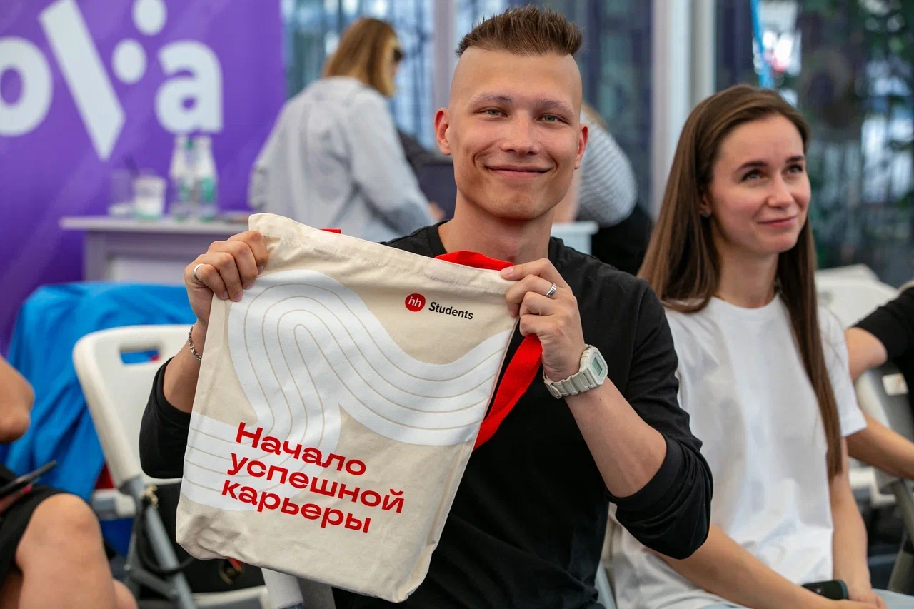 фото: Отставить общепит: как найти работу на молодёжных форумах