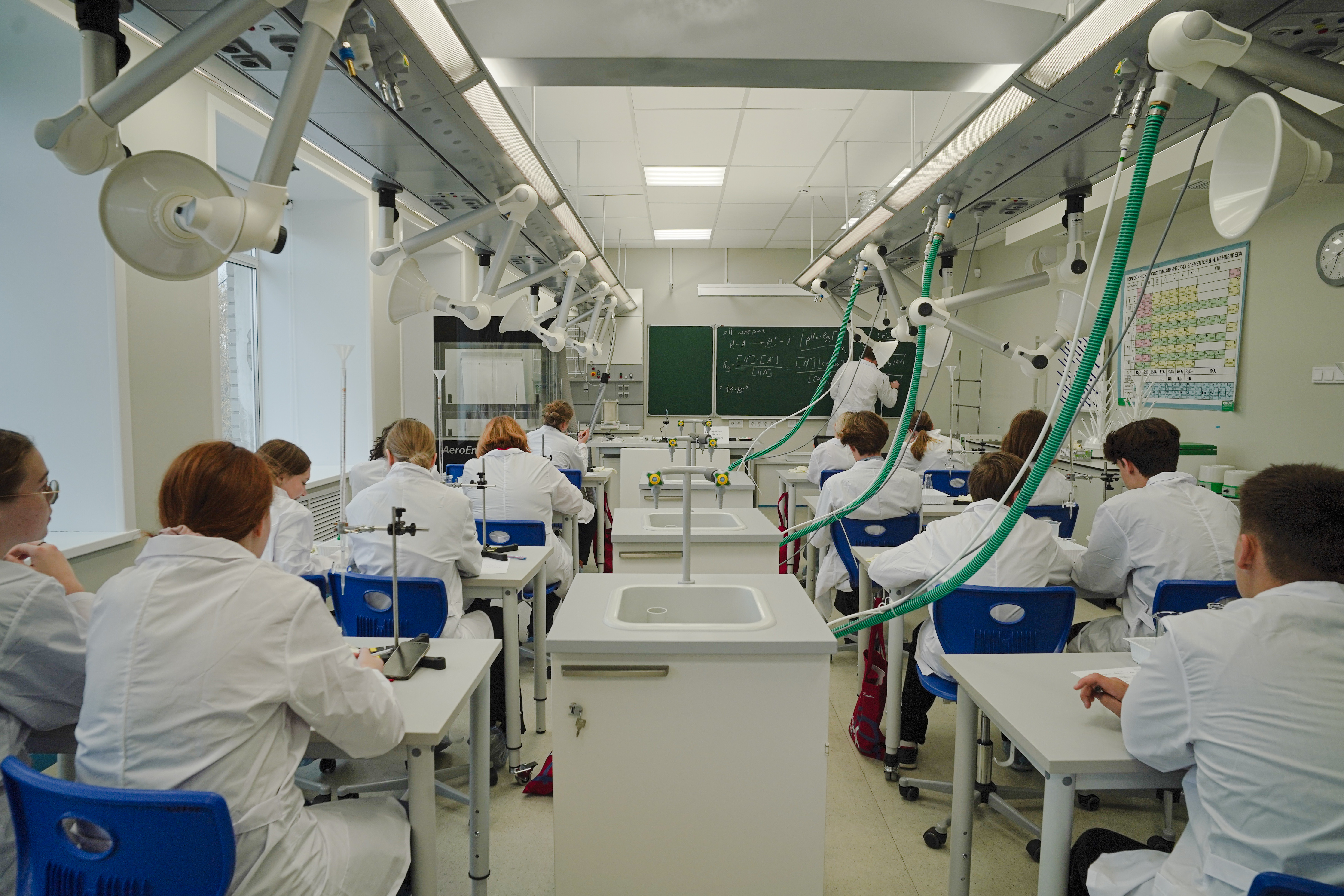 фото: В Архангельске команды молодых исследователей разработают новое решение в области ухода за полостью рта в рамках программы «БиоНовации»