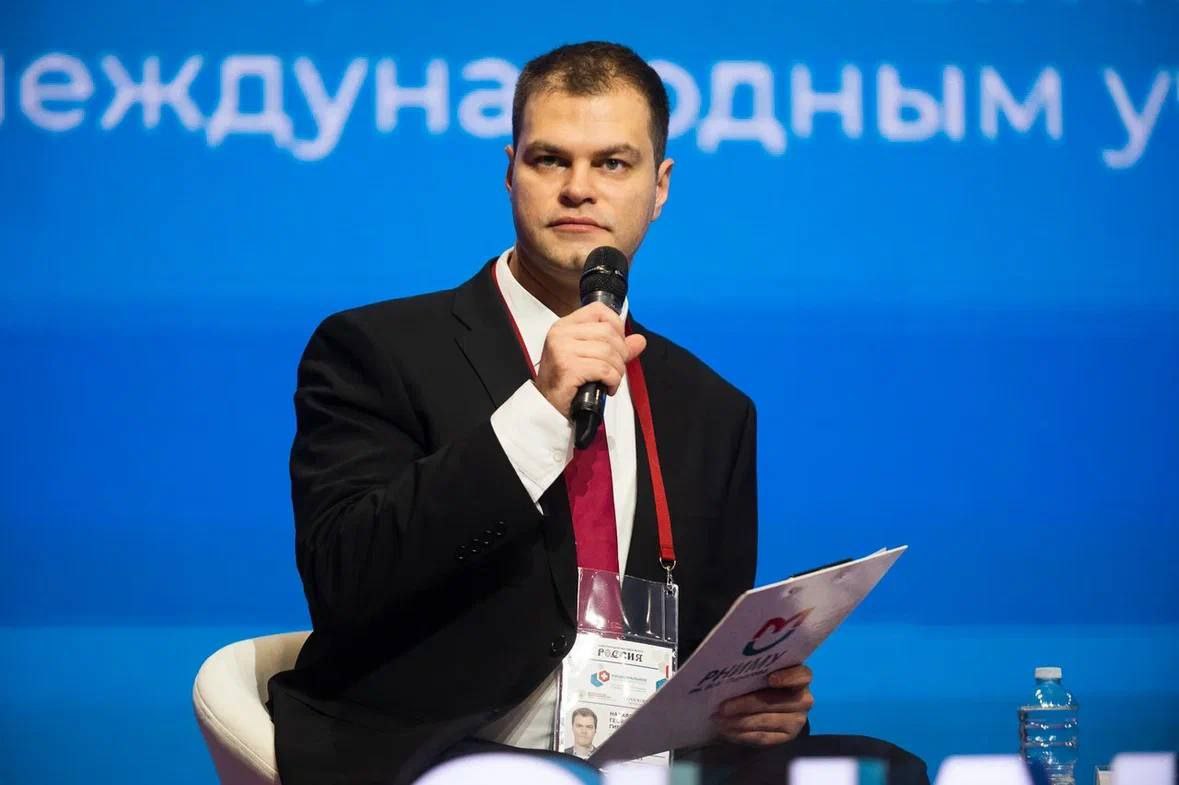 фото: Первый проректор — проректор по стратегическому развитию Пироговского Университета Георгий Гивиевич Надарейшвили – спикер дискуссии «Перспективы развития медицинского добровольчества в России»