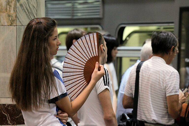 фото: Метро в зной: как спастись от жары под землёй