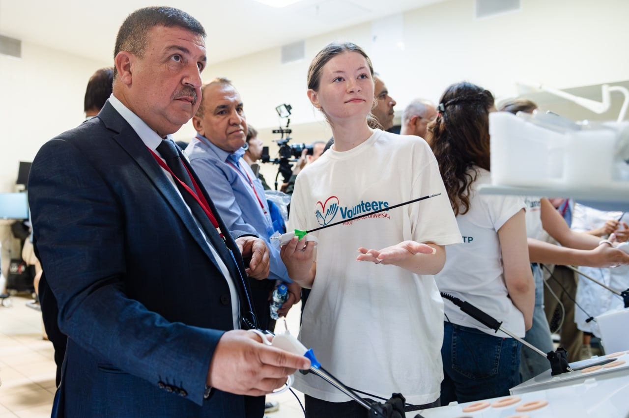 фото: В 2024 году Дружественным отношениям между Россией и Ираком исполнилось 80 лет. Конференция с участием делегации из Ирака и стран Ближнего Востока прошла в РНИМУ им. Н.И. Пирогова