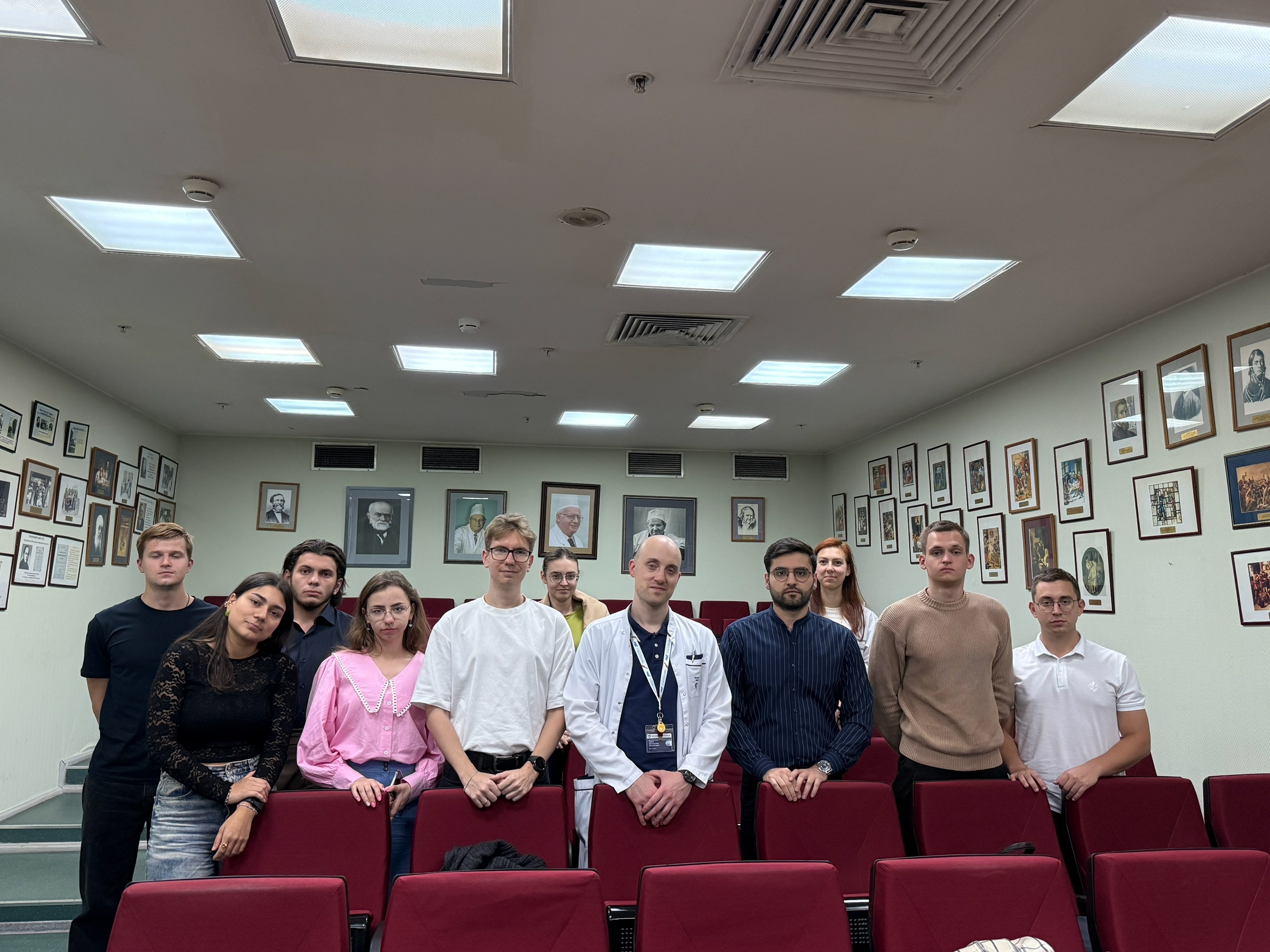 СНК госпитальной хирургии №2 Пироговского Университета провел заседание по теме: “Персонализированная герниология вентральных и паховых грыж”