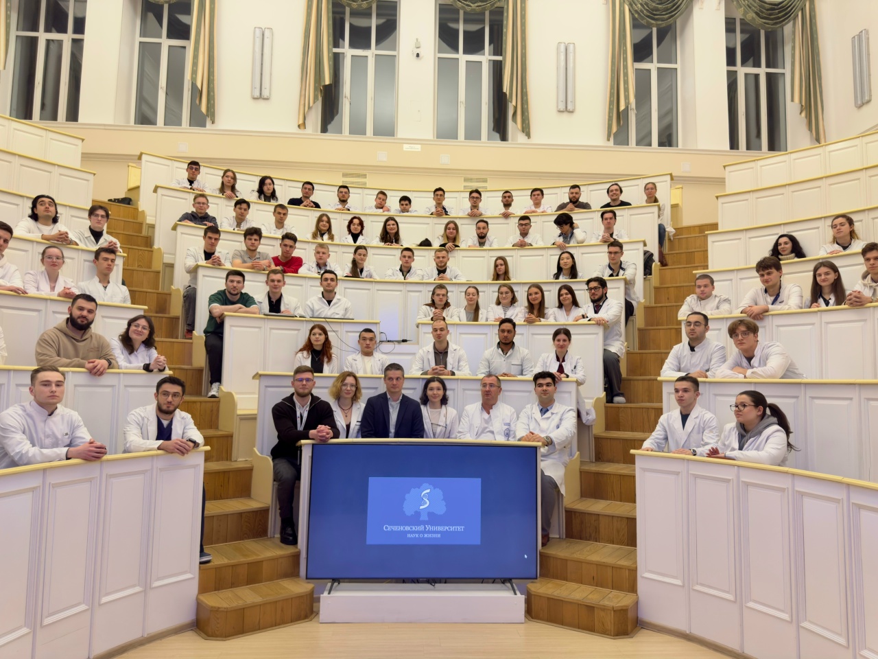 СНК кафедры урологии и андрологии ЛФ Пироговского Университета провел заседание по теме «Инфекции в урологии»