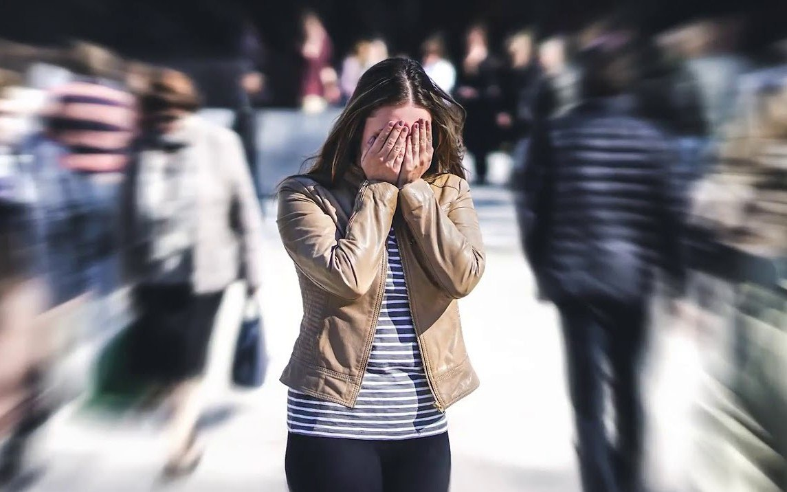 фото: Внезапный страх: что такое паническая атака и как с ней справиться?