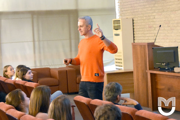 фото: Возможна ли жизнь на основе кремния, азота или бора