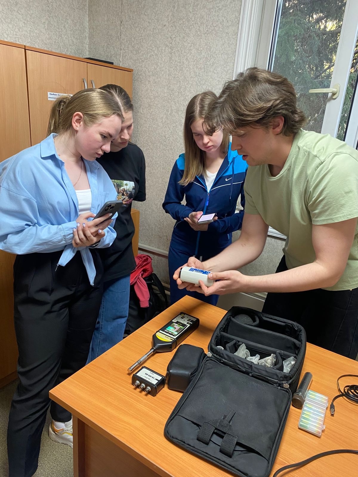 СНК Гигиены Пироговского Университета провел выездное заседание по теме: «Практикум по эксплуатации приборов для оценки факторов окружающей среды»