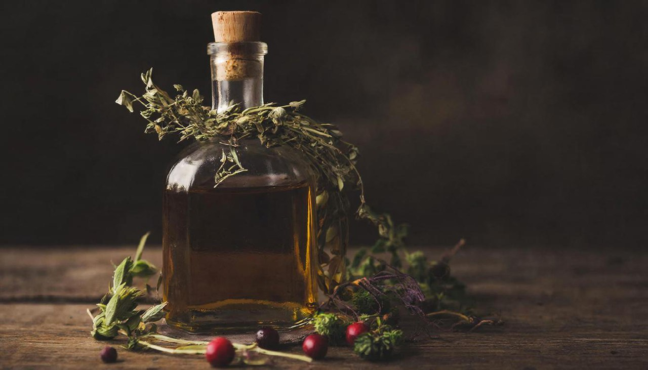 Настойка: народное лекарство или скрытая угроза? Эксперт Пироговского Университета о главном мифе и реальном вреде