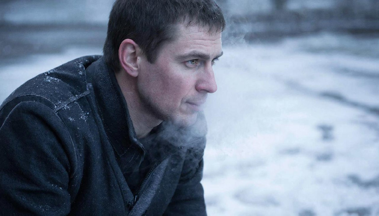 Озноб — это хаотичное сокращение мышц: врач Пироговского Университета объяснил, почему на холоде болят шея и поясница