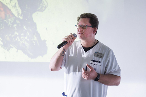 фото: Мост между врачом и пациентом: книга эксперта Пироговского Университета отмечена национальной премией