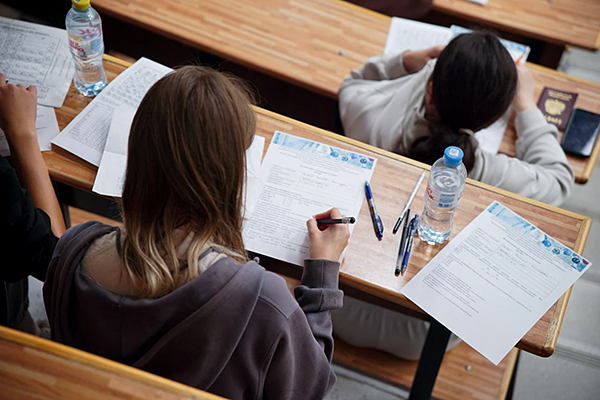 фото: Прошли вступительные испытания в школу «Хим*Био*Плюс» Пироговского Университета