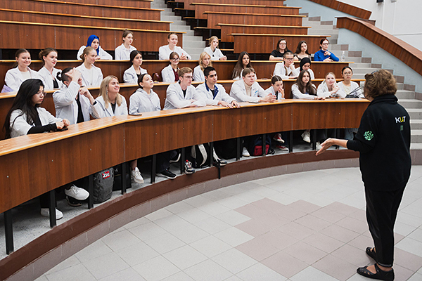 фото: Старт в науку и творчество: адаптационная неделя объединила первокурсников Пироговского Университета