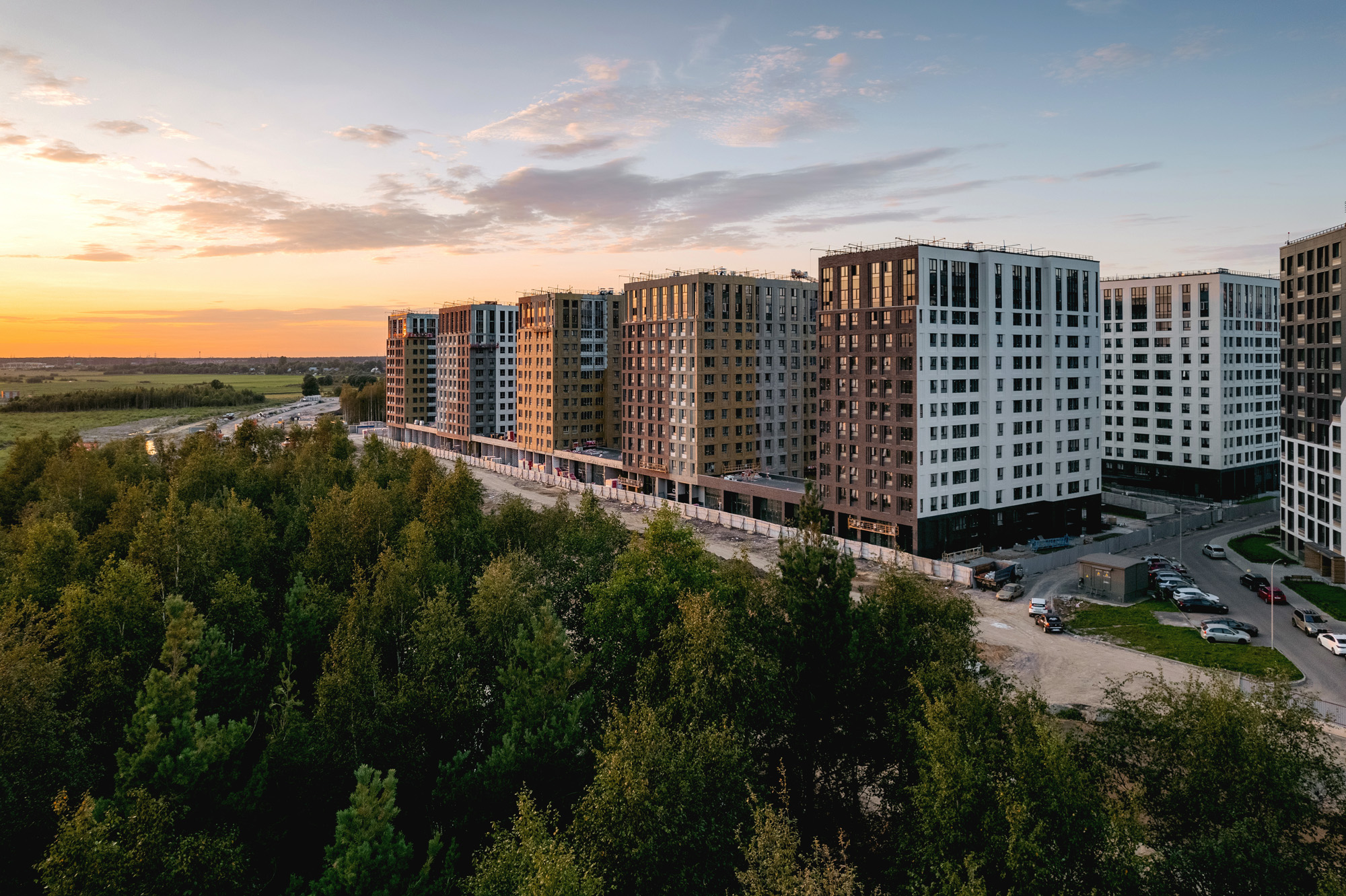 фото: ЖК «Тайм Сквер» по проекту KPLN: масштабные часы с высоты птичьего полета