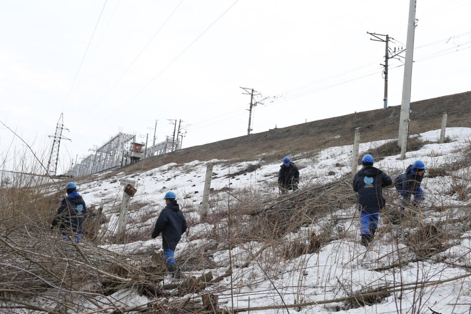 фото: Паводок – 2026: «Сетевая компания» усилила контроль за электросетевой инфраструктурой и напоминает жителям о горячей линии в случае ЧС