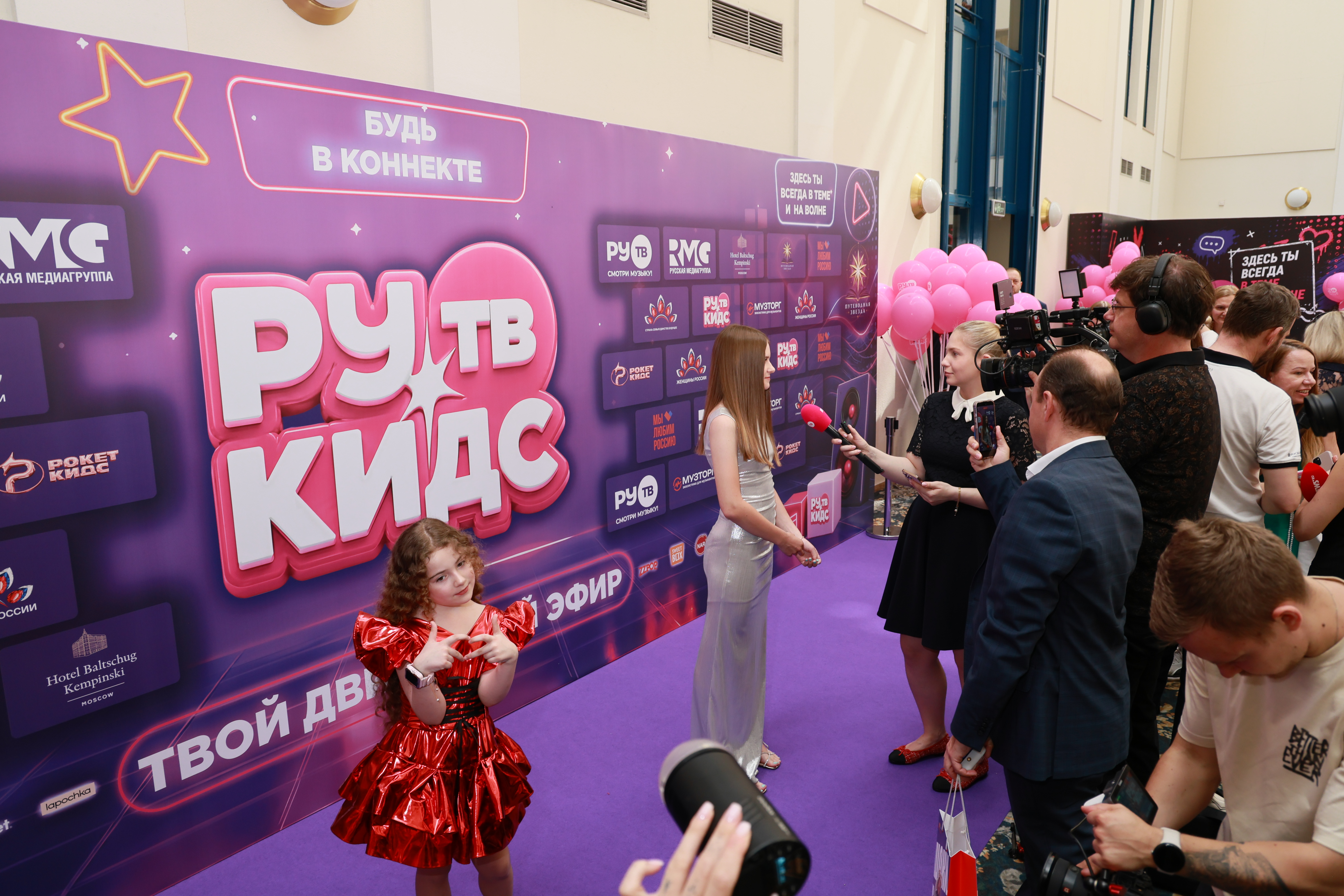 фото: РУ.ТВ растит героев нового поколения: канал представил мультимедийный проект для самых юных зрителей – РУ.ТВ КИДС