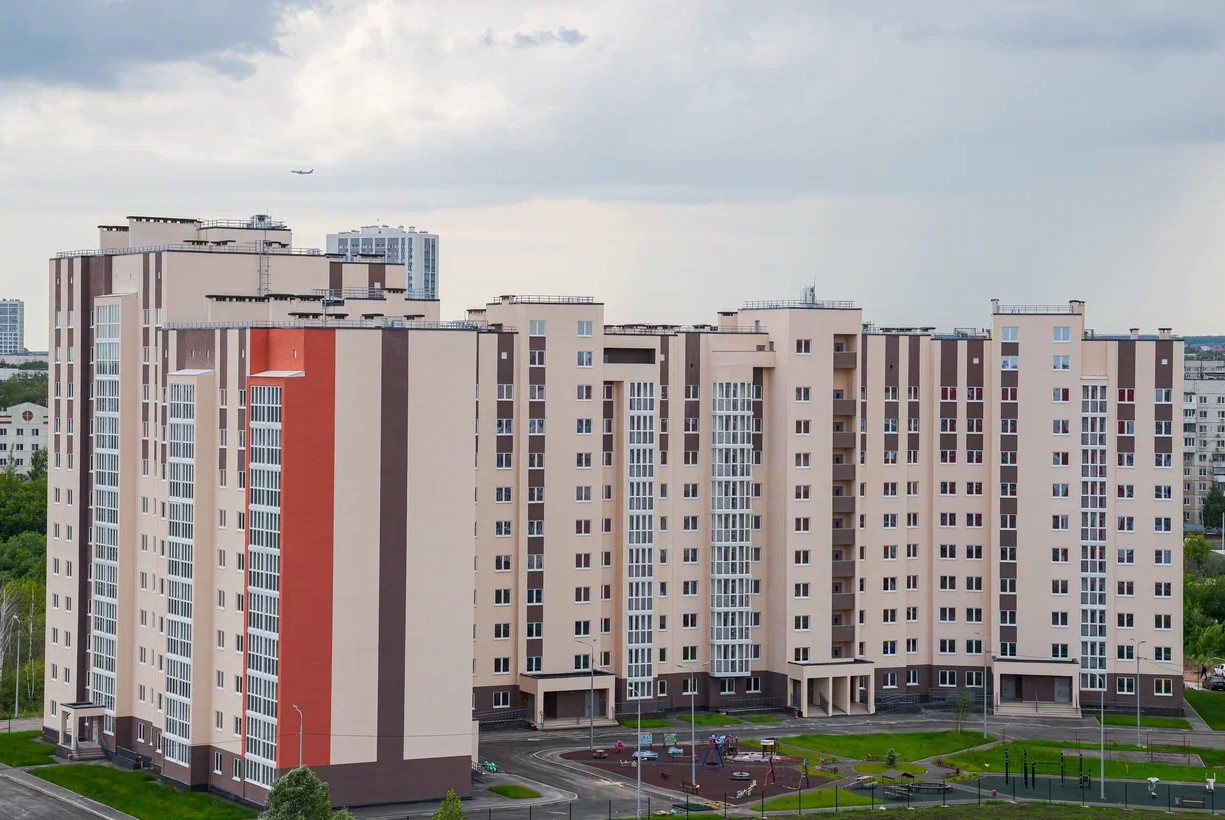 фото: 297 семей получат ключи в Дёмском ЖК “Мечтателей”